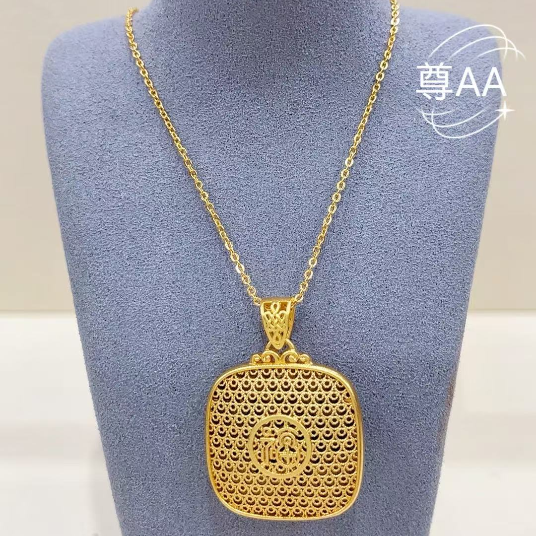  尊AA*镂空花丝设计方牌  吊坠 百搭气质时尚  t7030