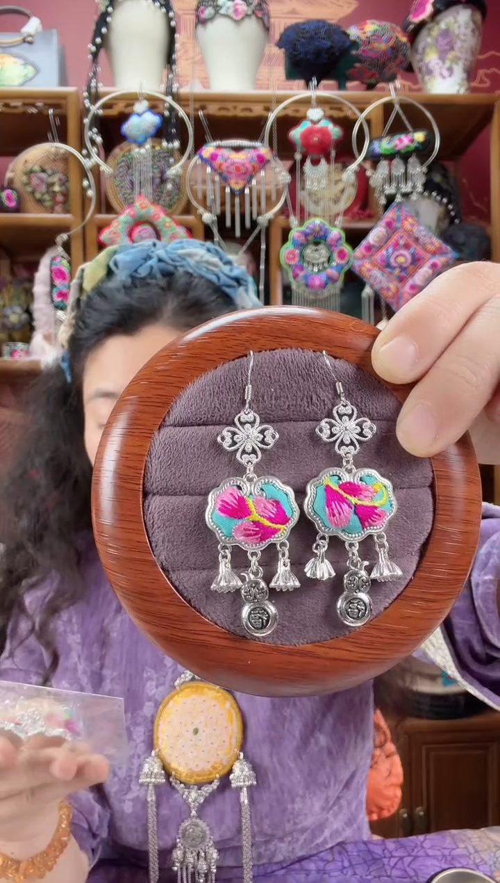 刺绣耳环100甜甜家