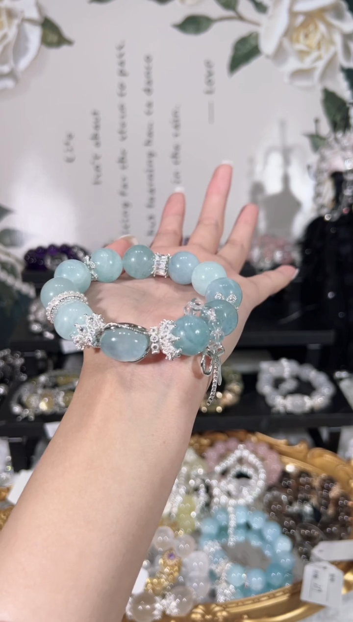 【闪购商品】水晶手链未镶嵌天然水晶默认微瑕 多样性发货发其一