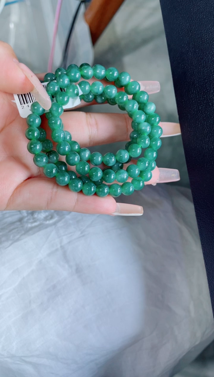 定制翡翠未镶嵌珠串