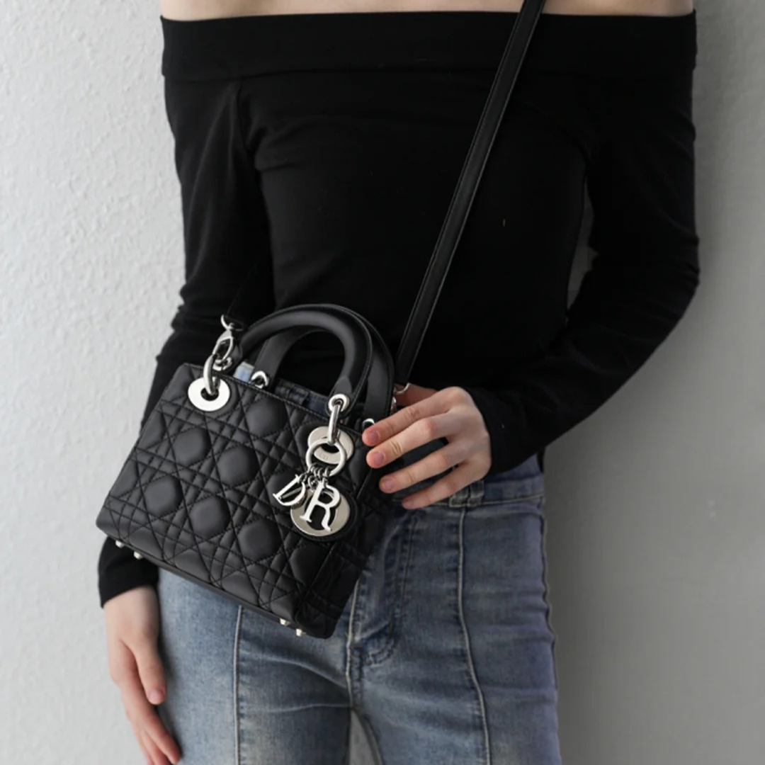 95新 DIOR/迪奥 三格戴妃黑银羊/98新/优选