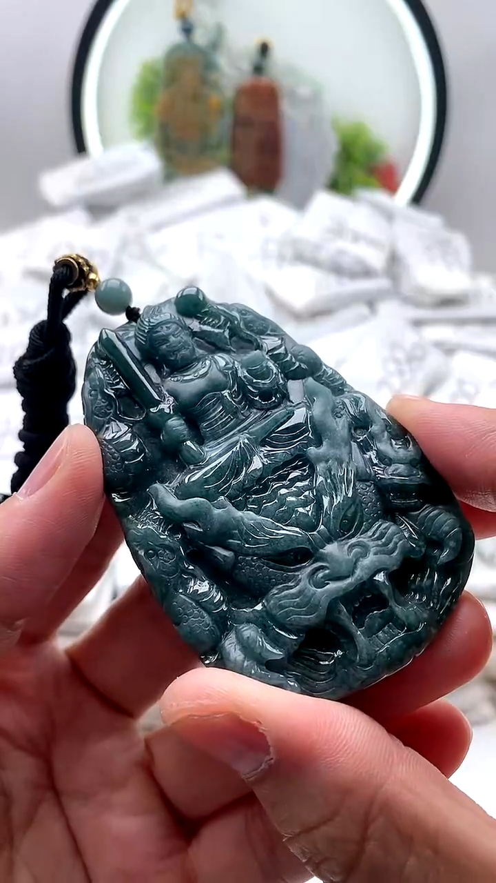 【闪购商品】翡翠颈饰未镶嵌不动明王