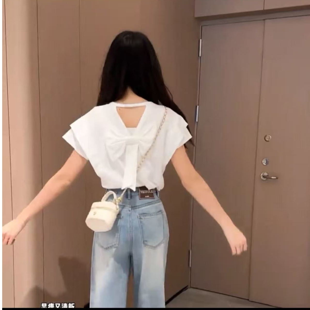 7141白色蝴蝶结飞飞袖T恤Z