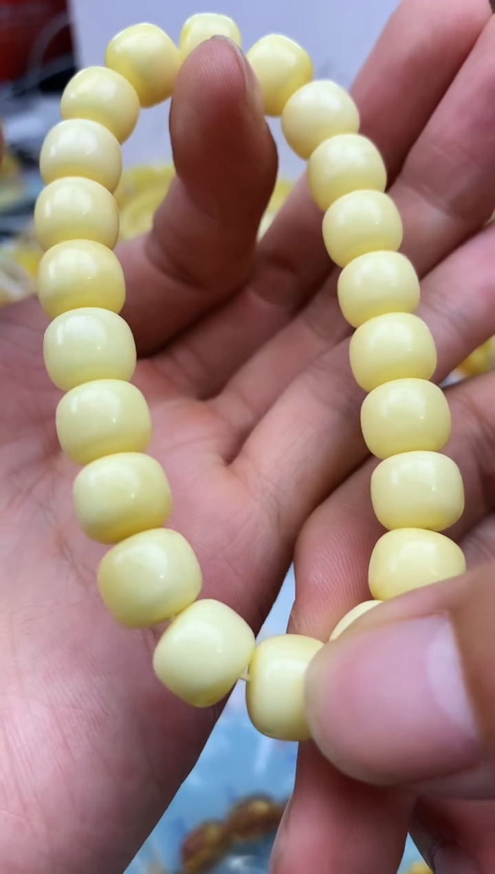 裸石蜜蜡未镶嵌手串卡10