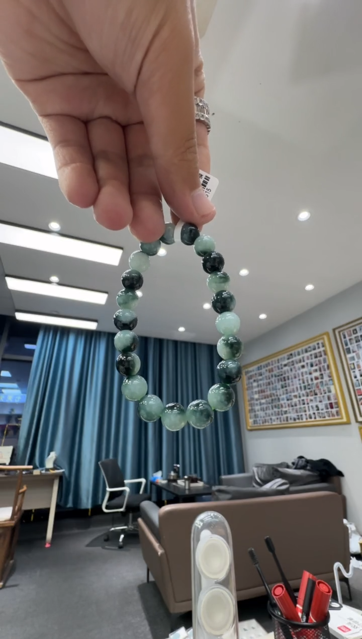 颈饰未镶嵌翡翠天然翡翠A货孤品一件 