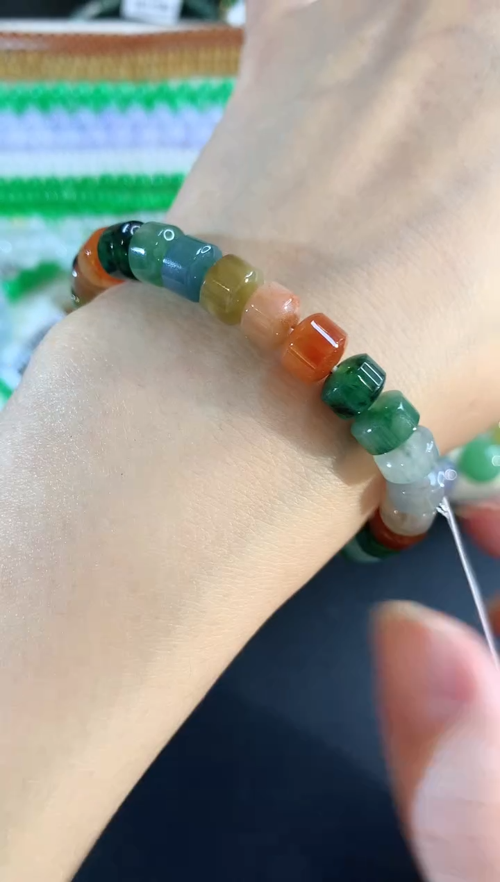 未镶嵌手串翡翠73|多样性发其一