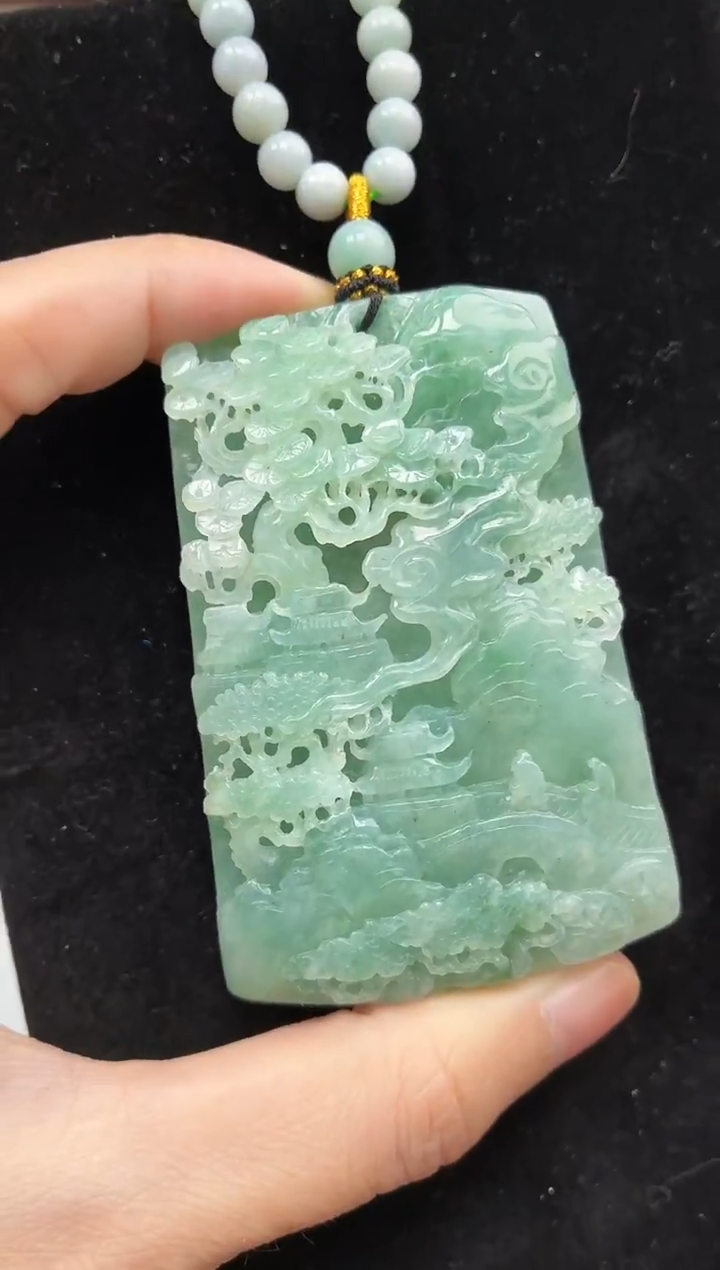 颈饰未镶嵌翡翠牌子