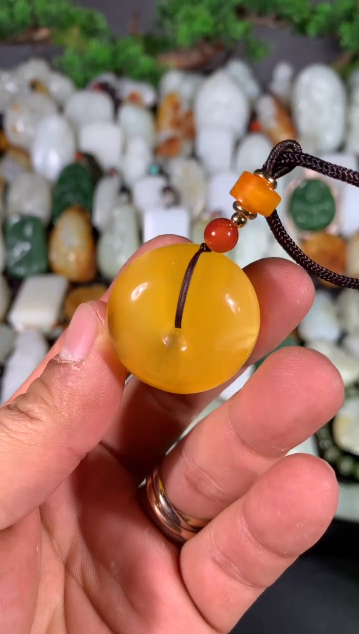 【闪购商品】蜜蜡裸石未镶嵌其他