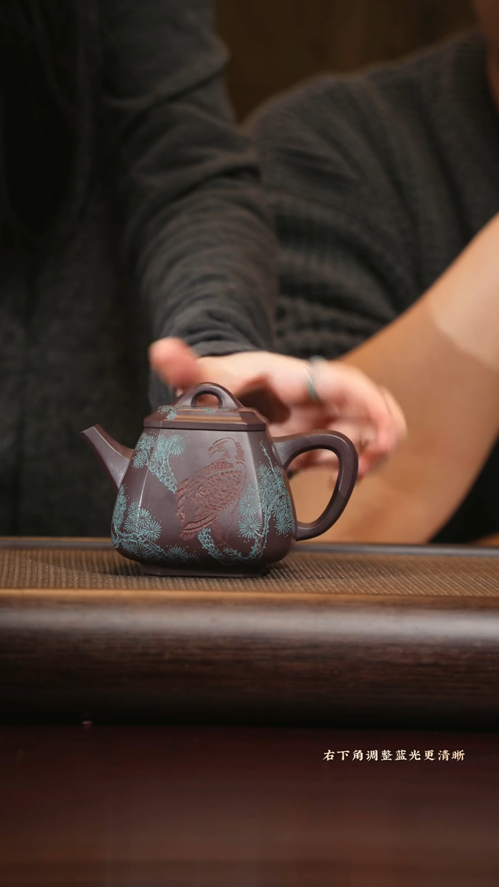 【闪购商品】紫砂茶壶zkn 抽角石瓢 紫茄泥 300
