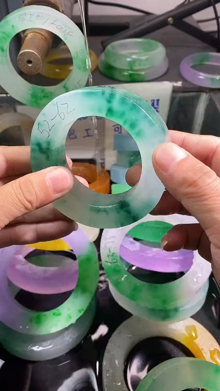 玉烫****发非洲老料百搭手镯