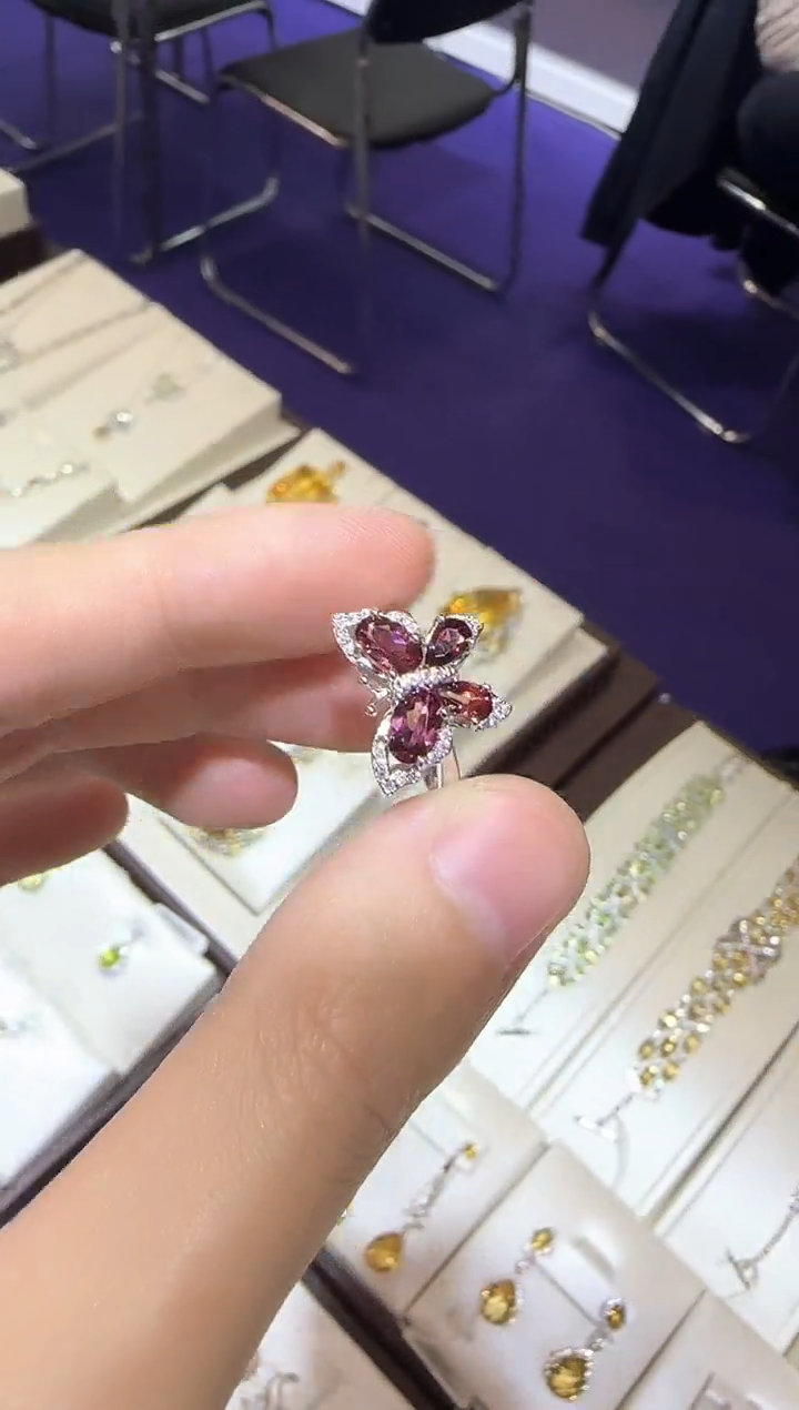 【闪购商品】石榴石戒指银S925镶嵌16mm设计款