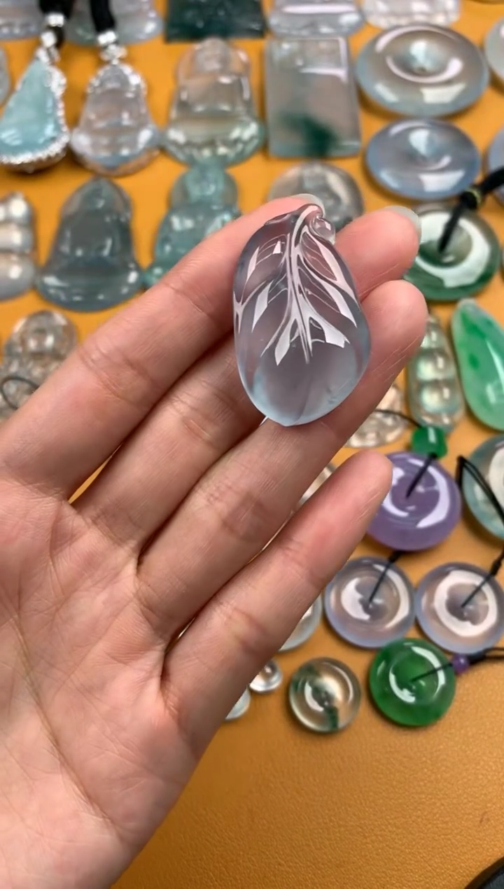 颈饰未镶嵌翡翠34.6-20.8-8.3