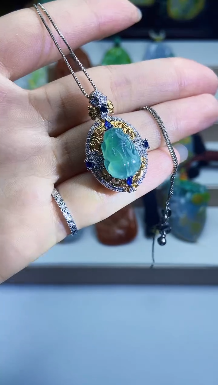 颈饰未镶嵌翡翠翡翠A货