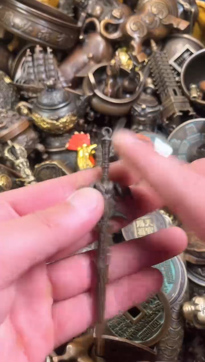 精美铜器点击下单