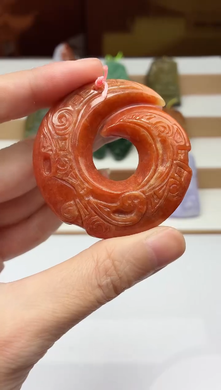 颈饰未镶嵌翡翠牌子