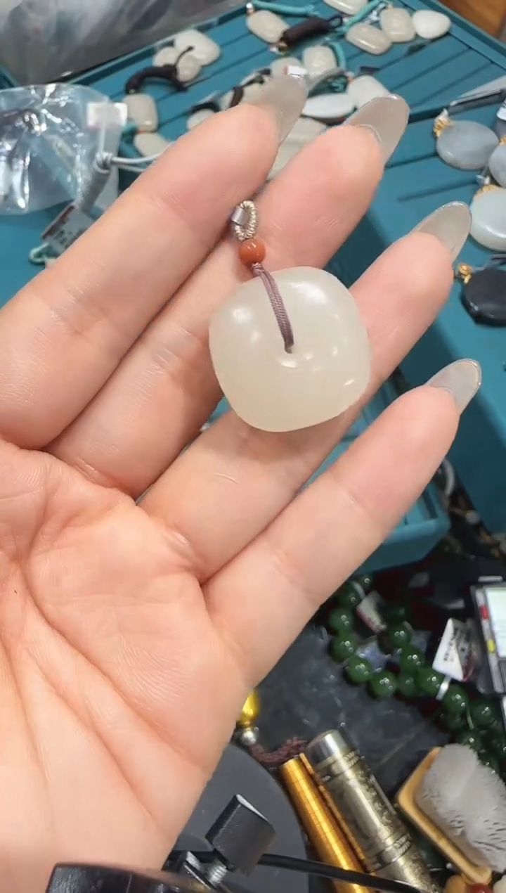 【闪购商品】和田玉吊坠/多样性发未镶嵌R273