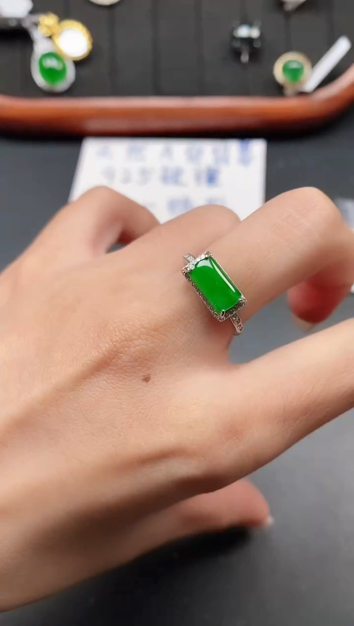 银S925镶嵌戒指翡翠111111