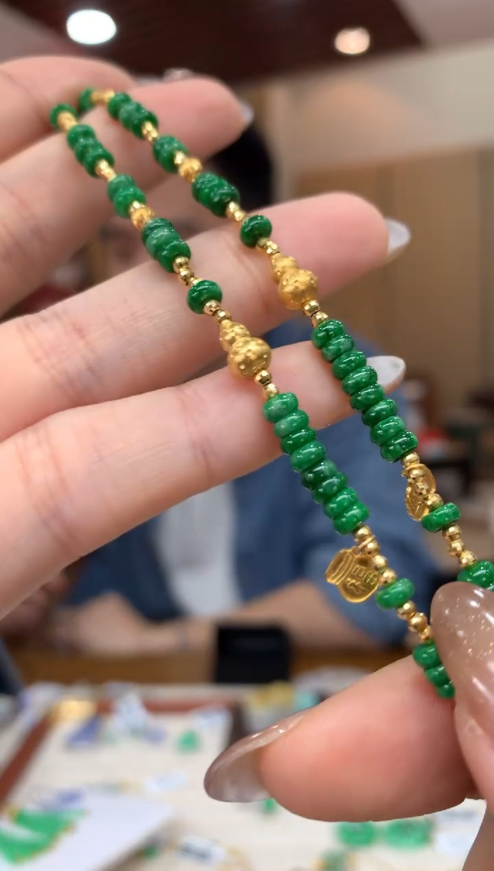 18K金镶嵌手链翡翠手链多样性发货1件