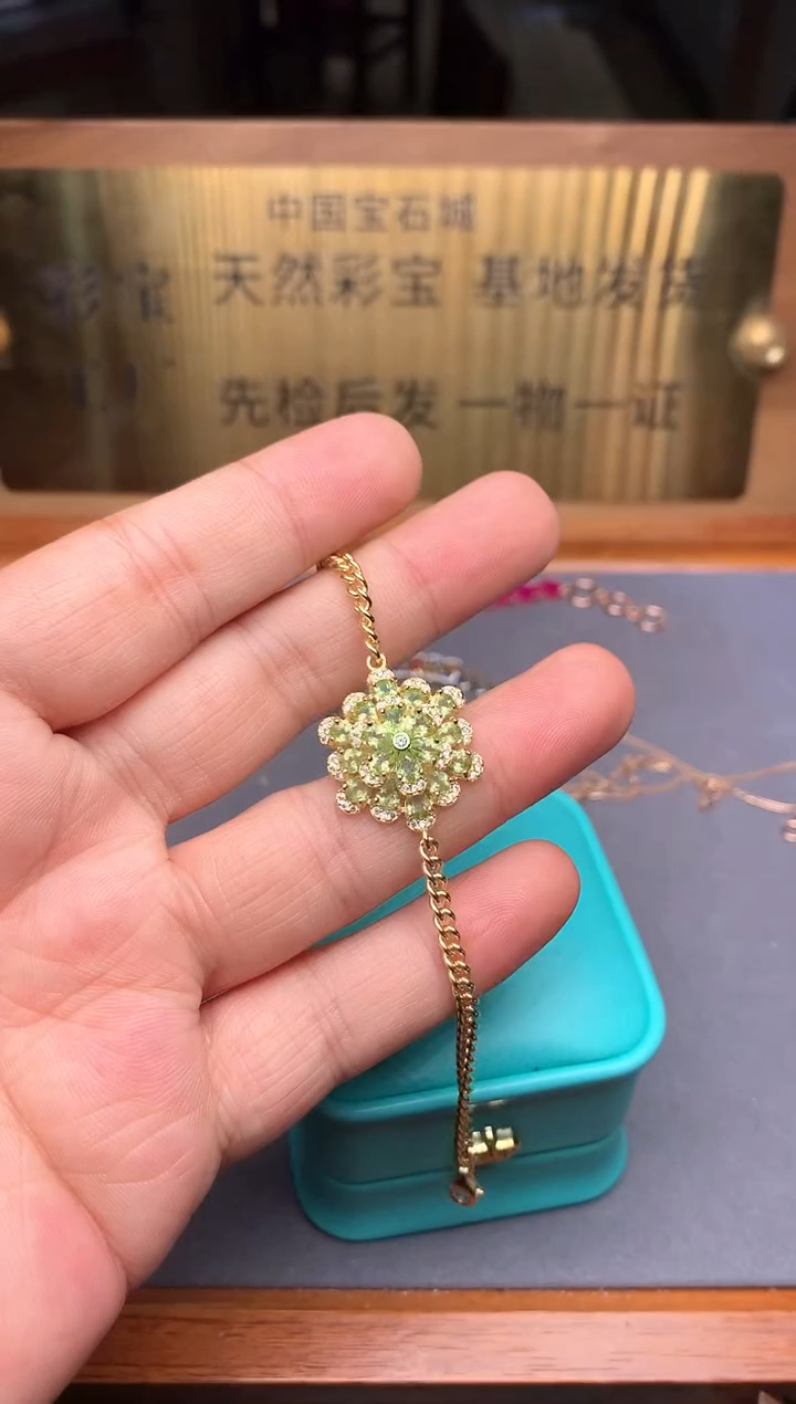 【闪购商品】橄榄石手链银S925镶嵌........