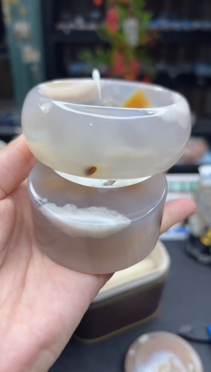 【闪购商品】石英质玉手镯未镶嵌1067（60圈赠送镯心）