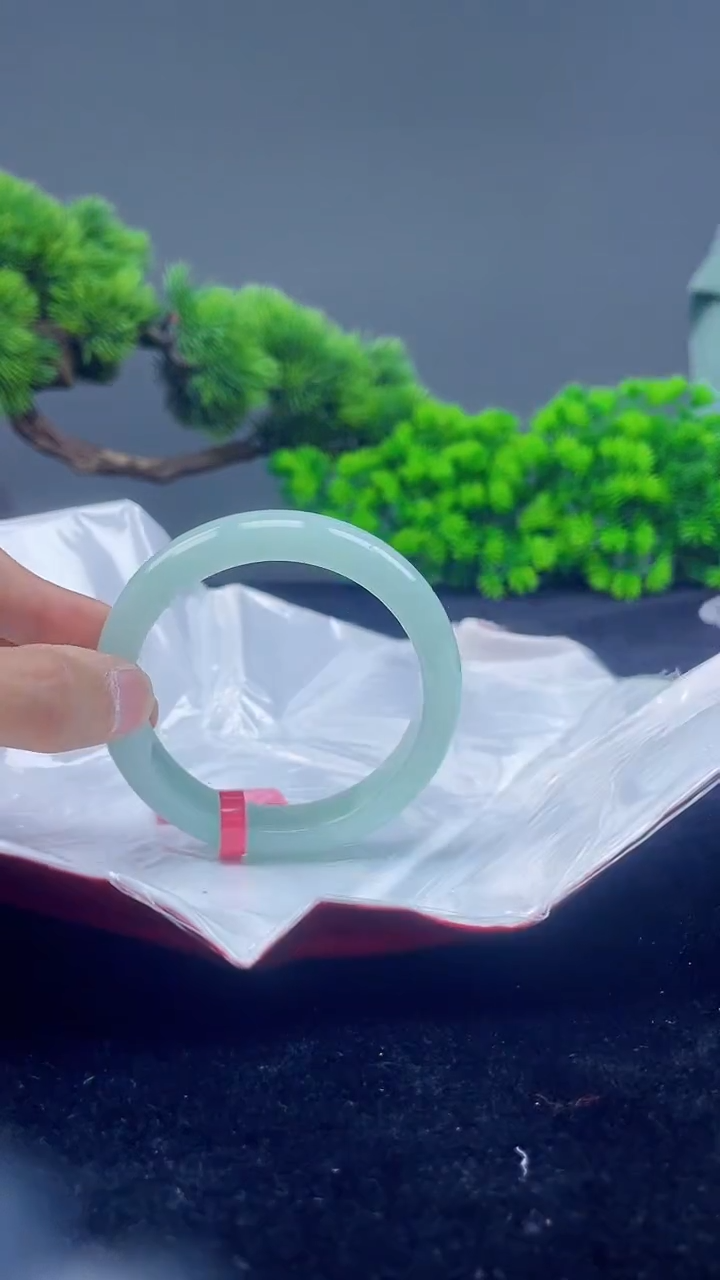 【闪购商品】翡翠未镶嵌手镯2