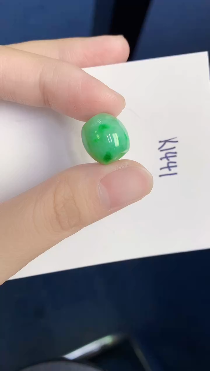 颈饰未镶嵌翡翠天然翡翠缅甸A货