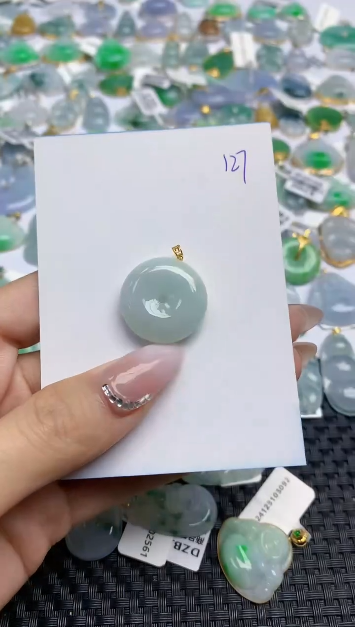 【闪购商品】翡翠颈饰18K金镶嵌 天然翡翠A货