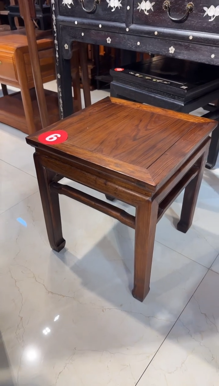 【闪购商品】木木艺黄花梨花纹方凳798.888888