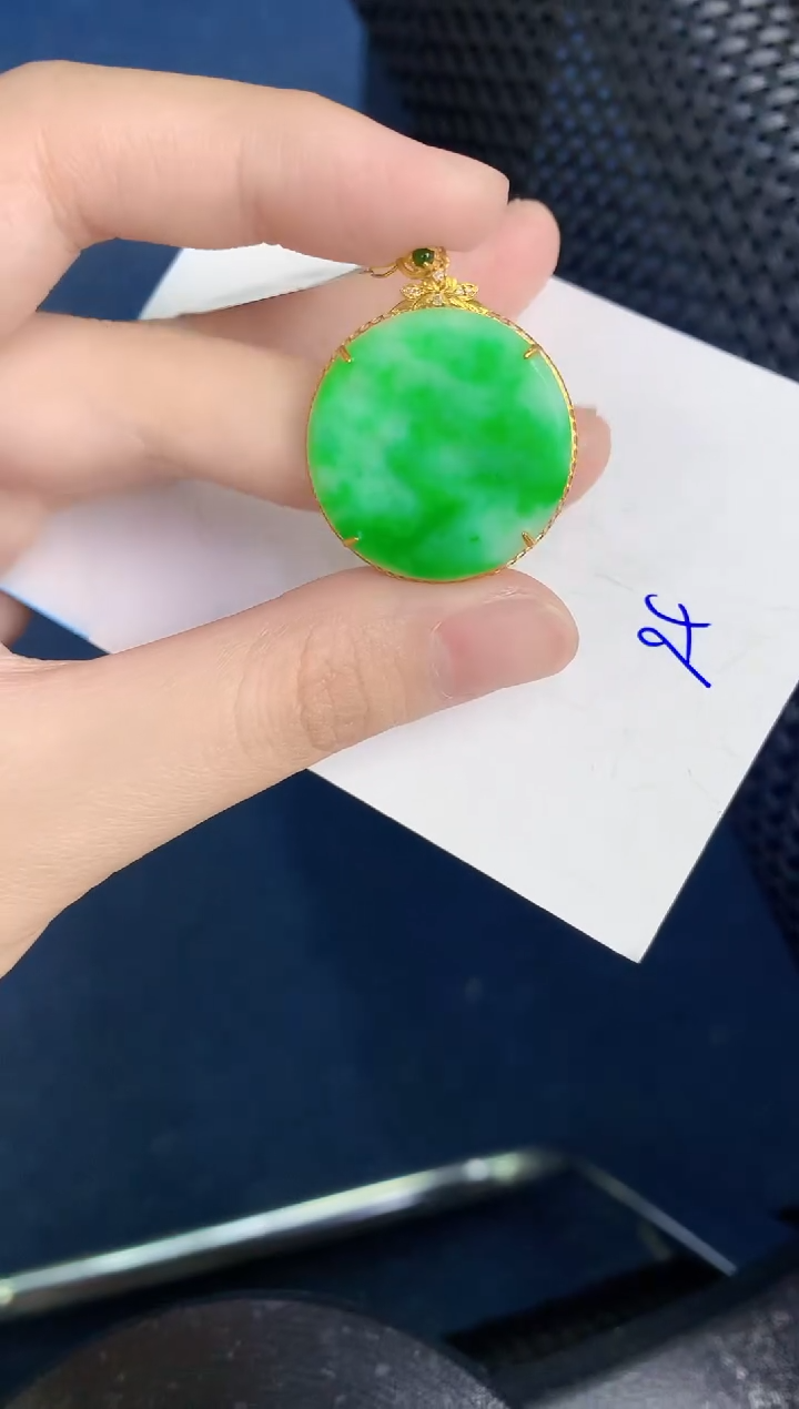 【闪购商品】翡翠颈饰18K金镶嵌000000000