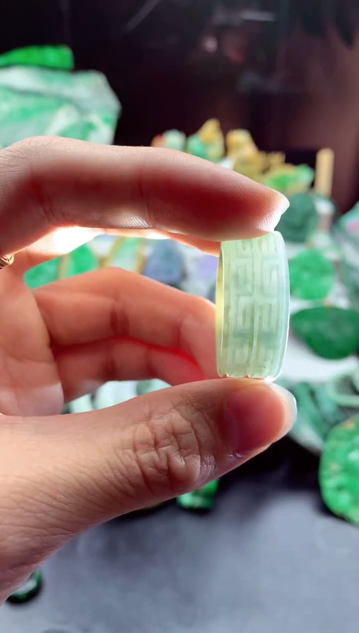 颈饰未镶嵌翡翠天然缅甸翡翠a货22圈口