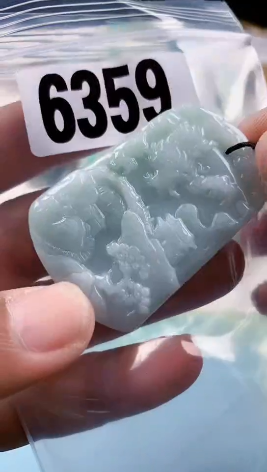 【闪购商品】翡翠挂件未镶嵌天然翡翠吊坠挂件