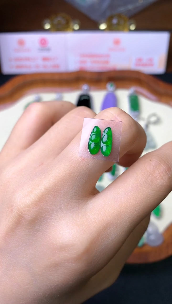 定制翡翠未镶嵌裸石（镶嵌定制）