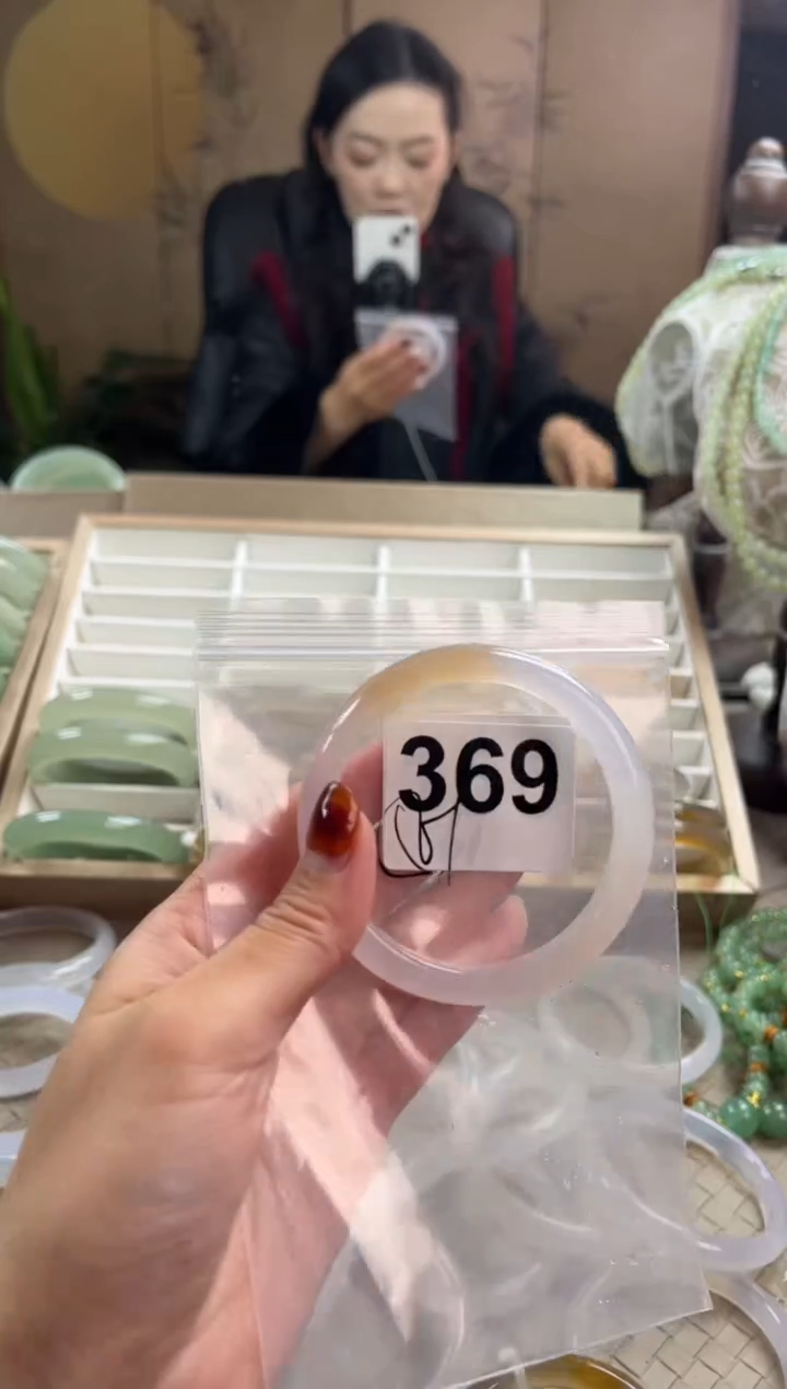 手镯玛瑙/玉髓未镶嵌369