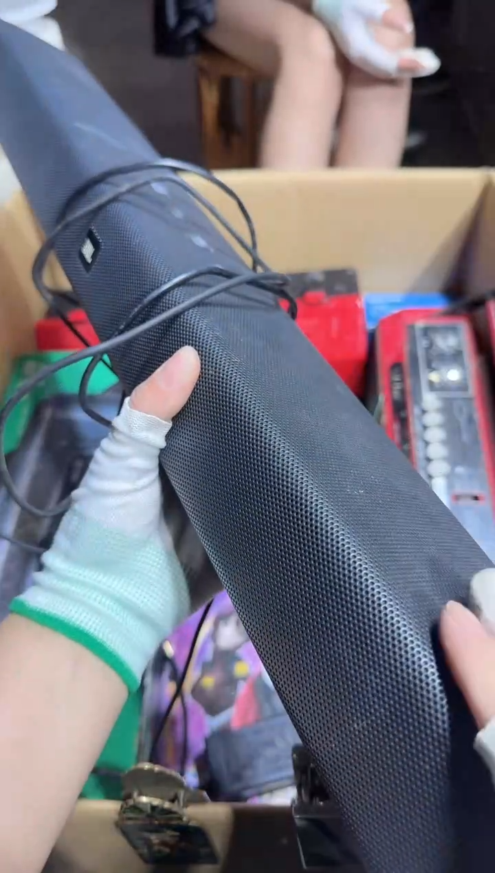 瓷片R***R  210中古商品，瑕疵品，不保好坏。