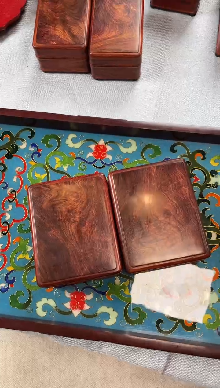 【闪购商品】紫檀木类成套家具镶嵌黄花梨面包盒/个