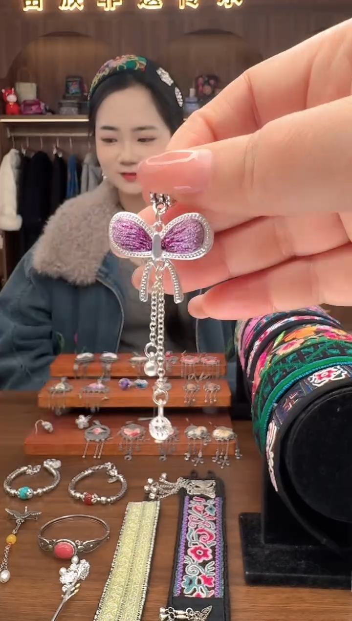 刺绣扶光苗绣传承3