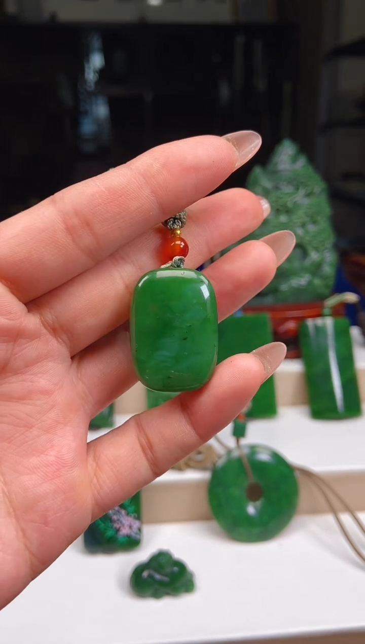 【闪购商品】和田玉挂件未镶嵌1