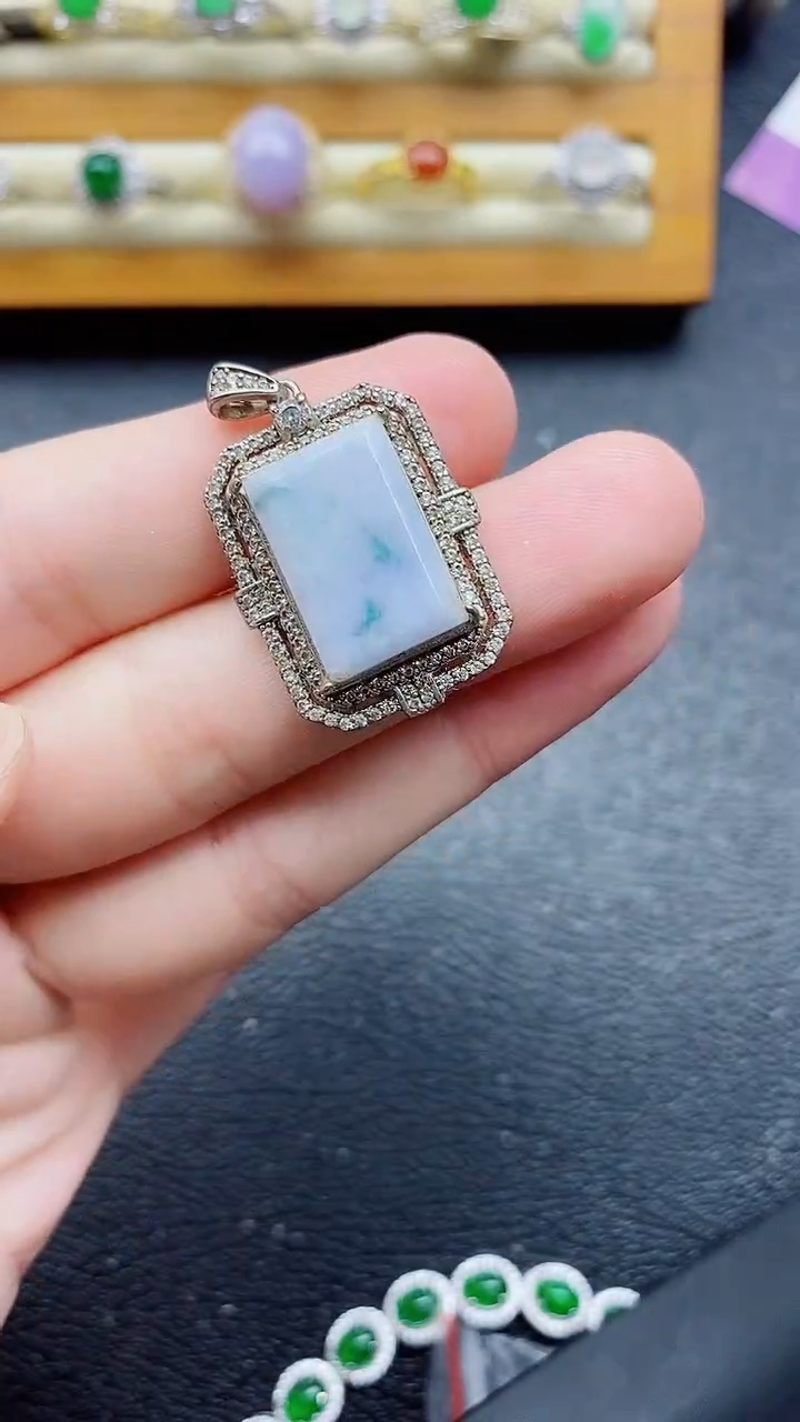 银S925镶嵌戒指翡翠1