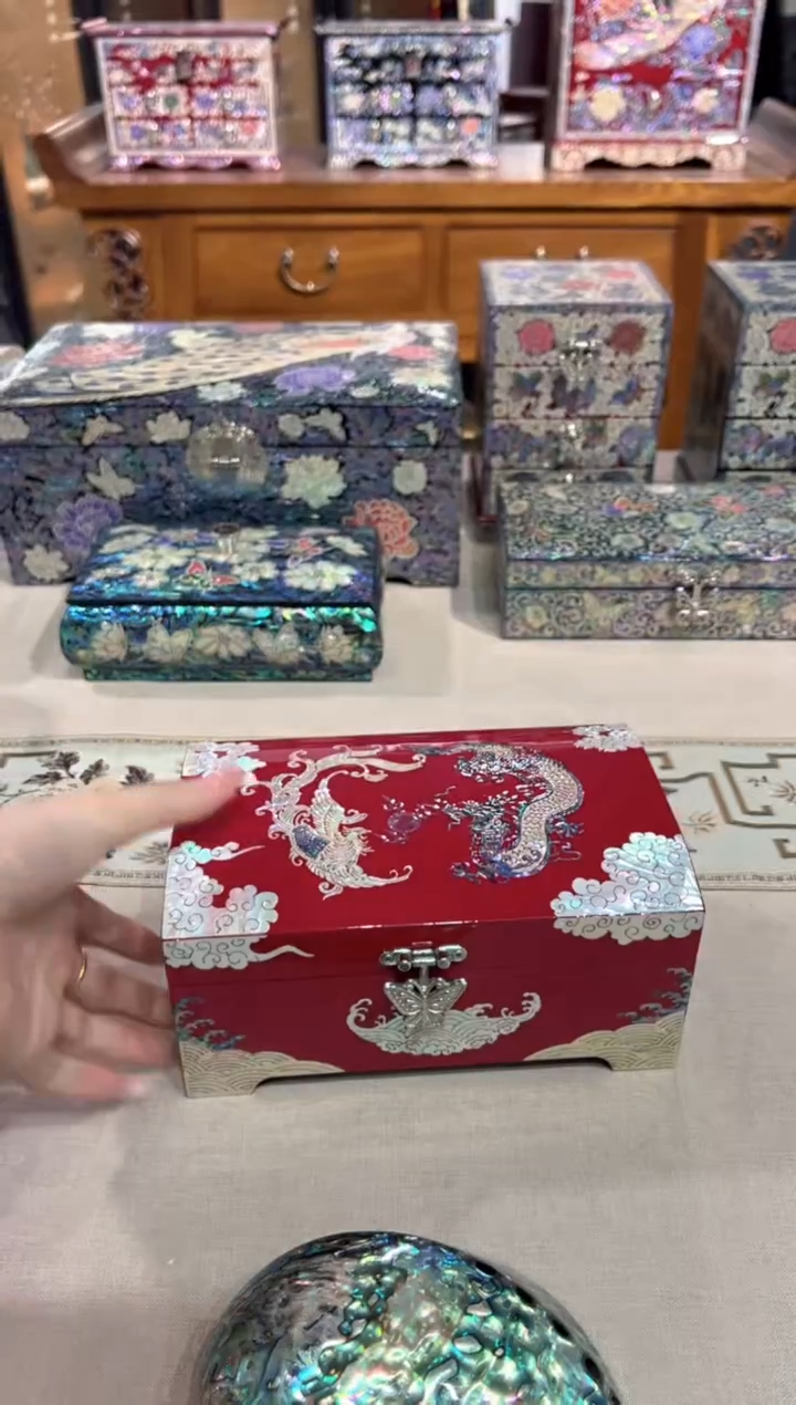 【闪购商品】大红按扣满贝底·弘贝雅螺钿漆器文化馆