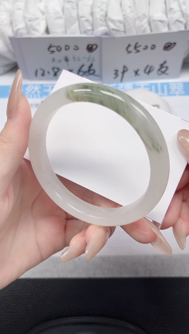 未镶嵌手镯石英岩玉64-58/59