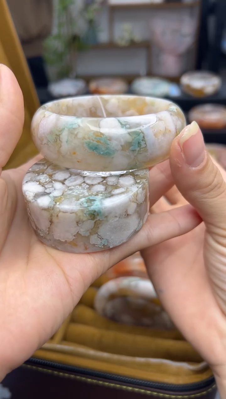 【闪购商品】石英质玉手镯未镶嵌A188(57圈赠送镯心)