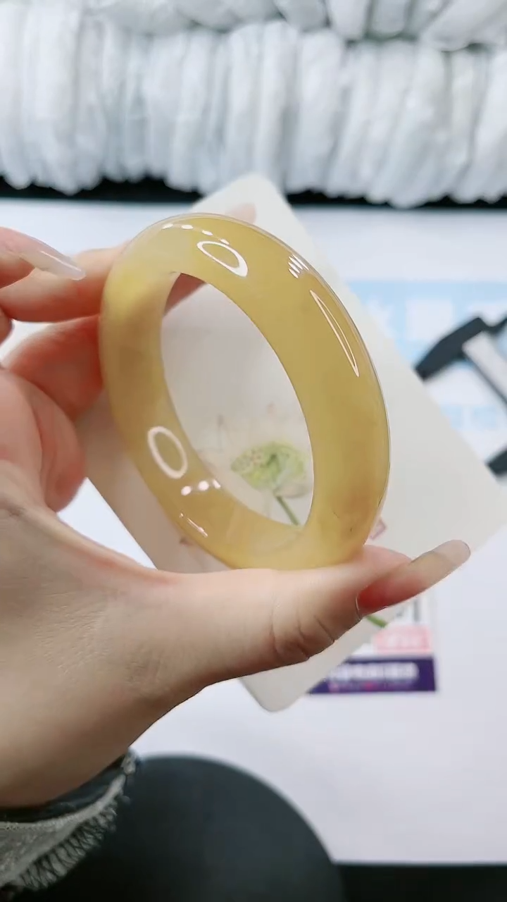 【闪购商品】石英质玉手镯未镶嵌多样性发货V737