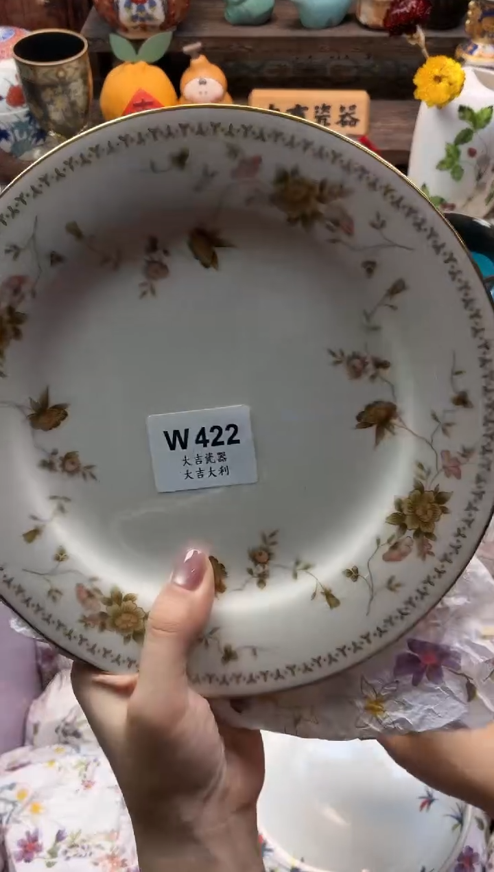 瓷器车****想   W422