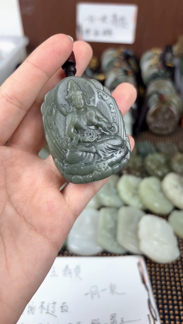 【闪购商品】和田玉颈饰未镶嵌1
