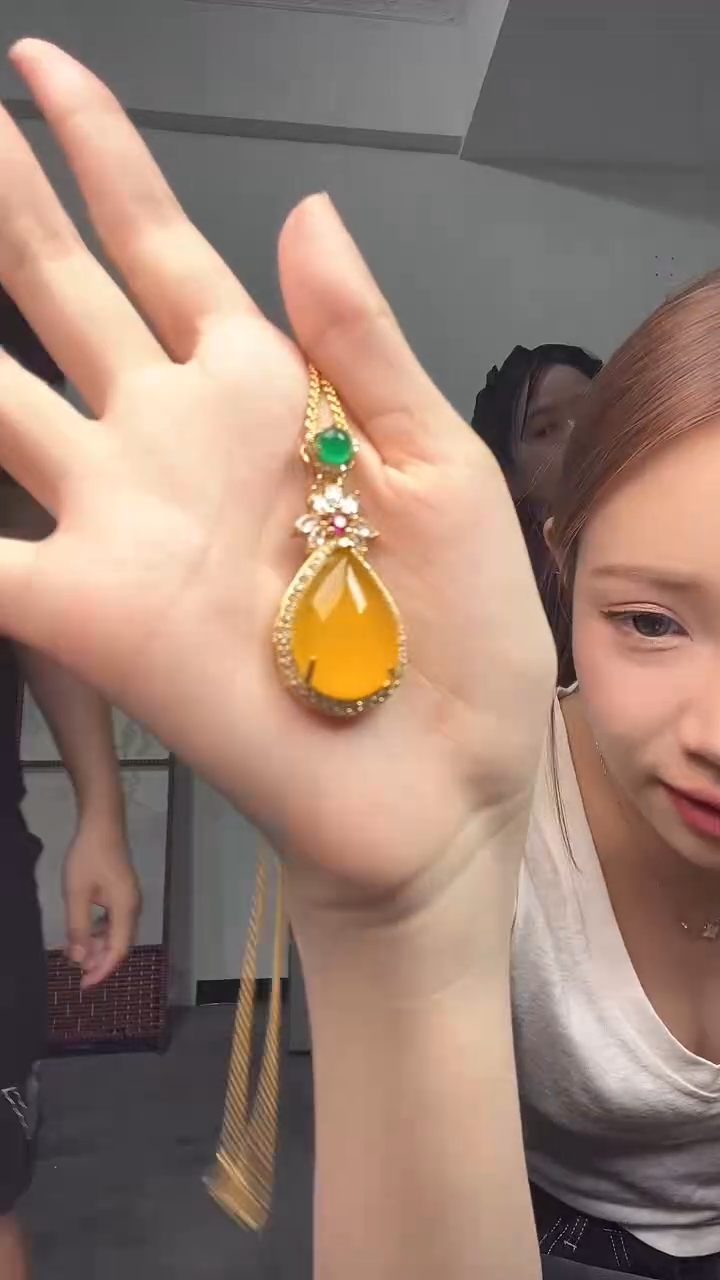 玛瑙/玉髓颈饰合金A***槃3651天然珠宝玉石吊坠多样性发一个