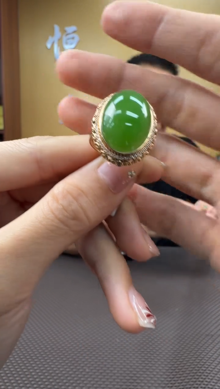 【闪购商品】和田玉戒指18K金镶嵌戒指