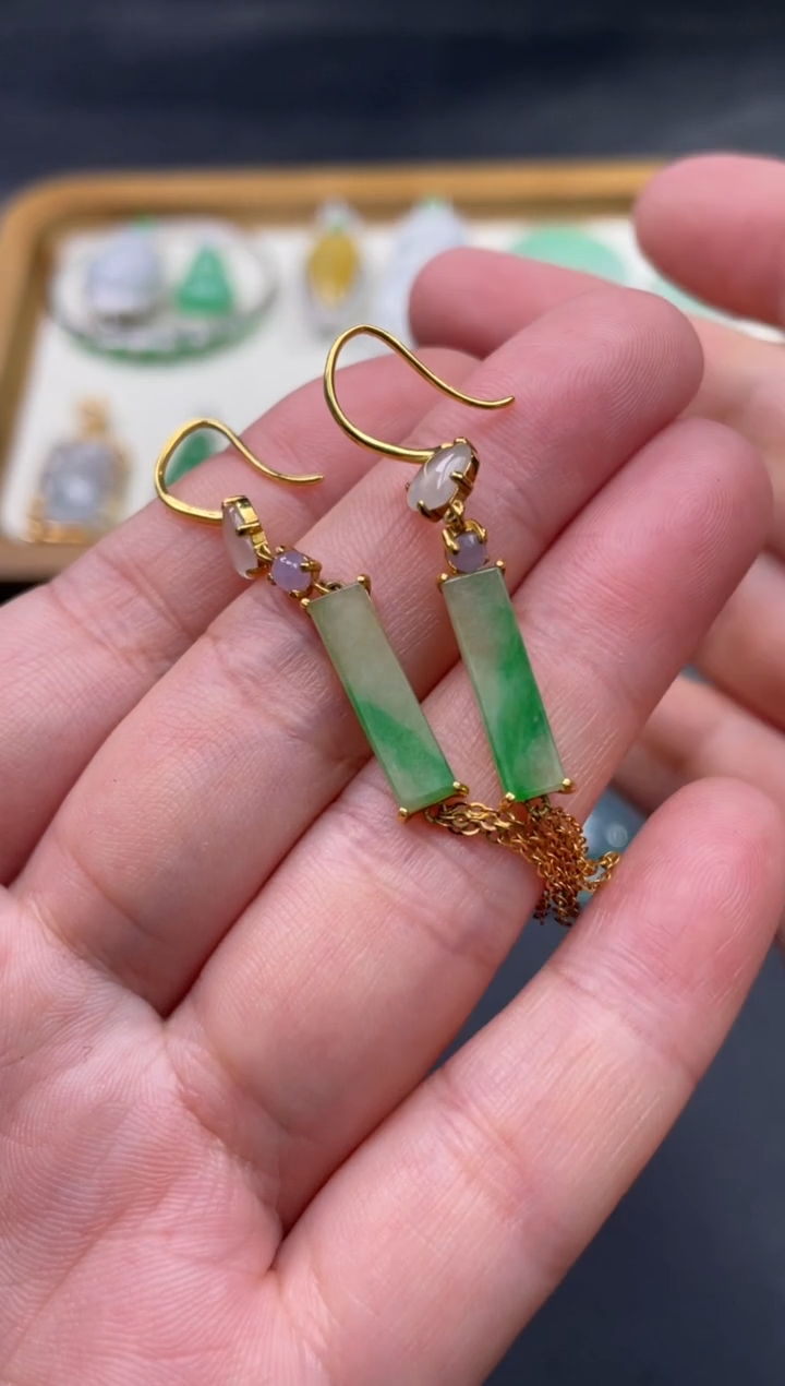 【闪购商品】翡翠耳饰18K金镶嵌25..........