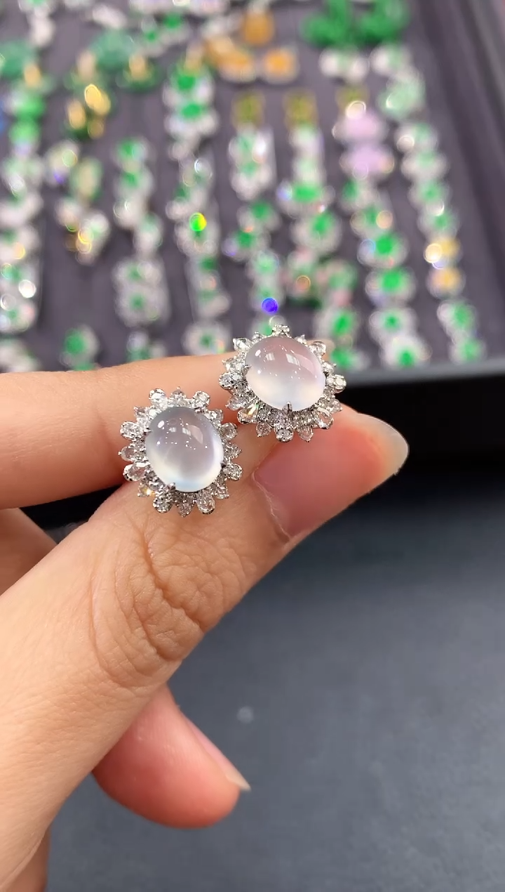 【闪购商品】翡翠耳饰18K金镶嵌v102      