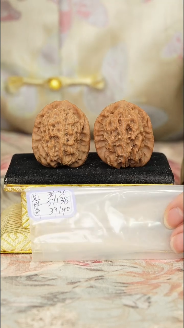 【闪购商品】文玩核桃把件非嫁接马老四