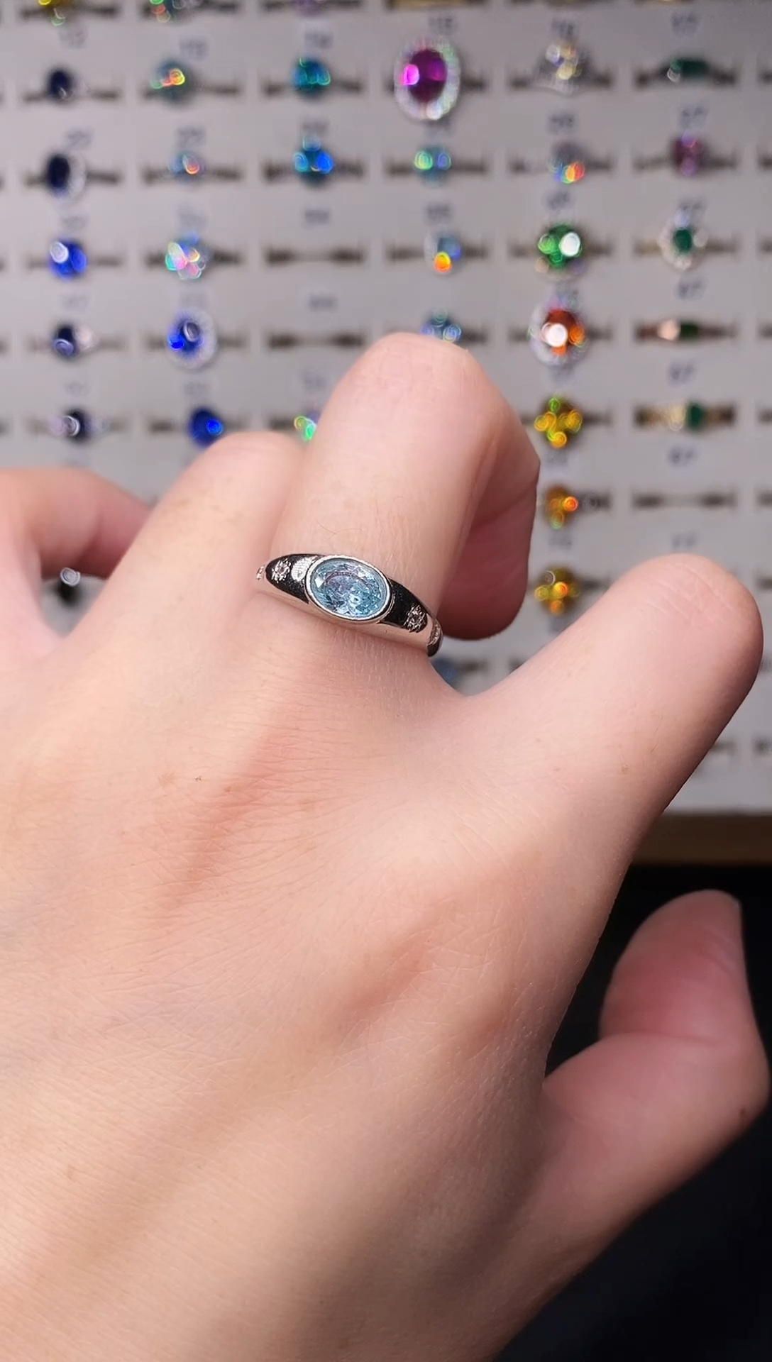 2克拉海蓝宝石（处理）欧美风戒指